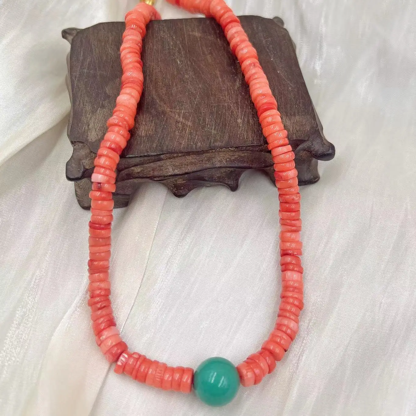 Collar corto de Nigeria para n - Freshwater Line reseña y precio
